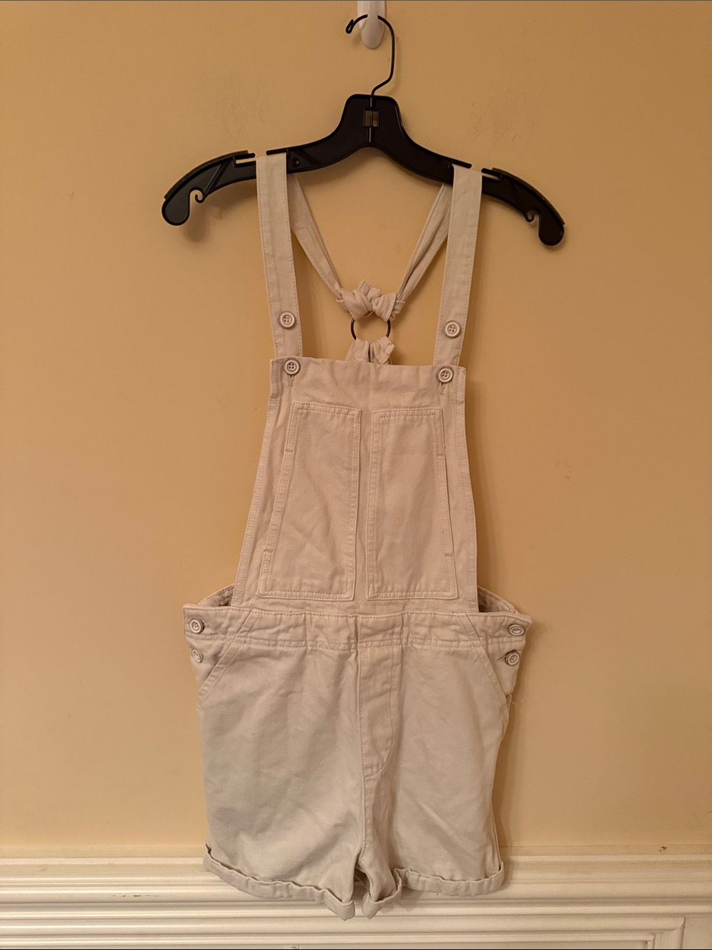 Anthropologie Pilcro Cream Short Overalls / Dungaree Shorts Size 27